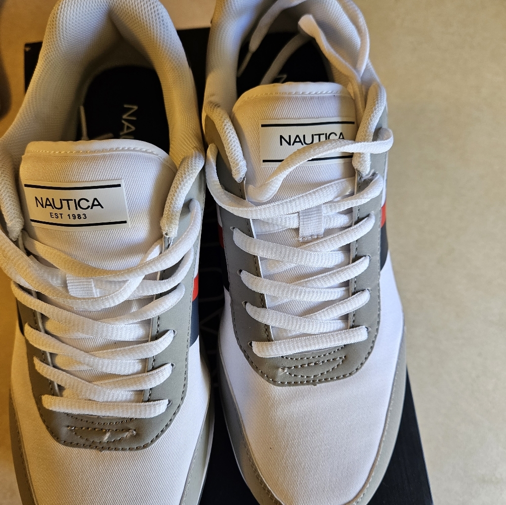 Nautica Sneakers